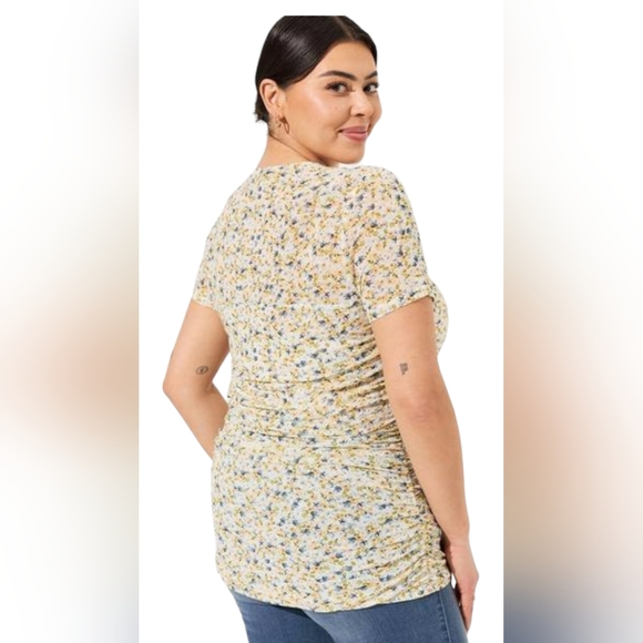 Torrid Stretch Mesh Crew Neck Ruched top - Picture 3 of 5